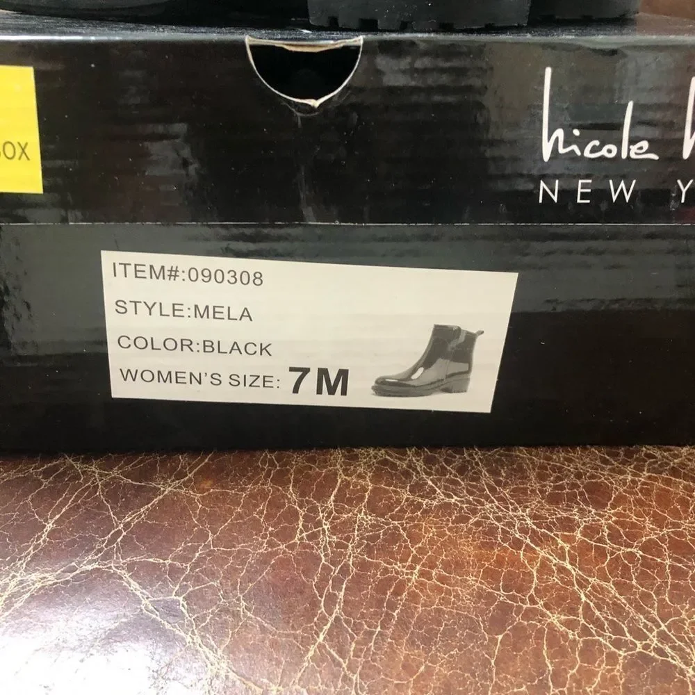Nicole Miller black Mela rain waterproof boots 7